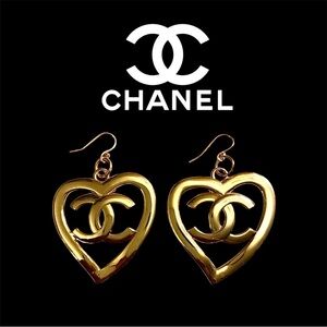 CHANEL Large Gold Heart Charm Drop Earrings